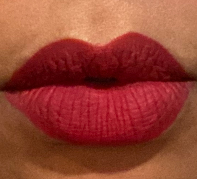 Lápiz labial líquido cremoso rojo Xotic